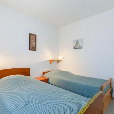 Apartment Les Mas De La Mer-2 By Interhome *